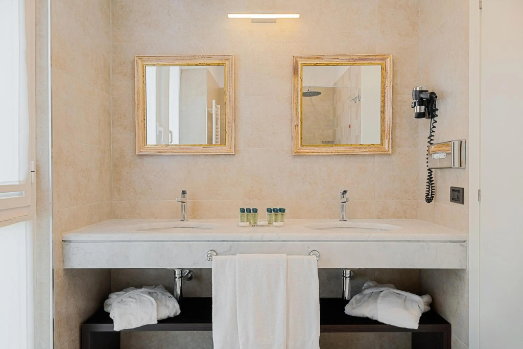 Hotel photo 26