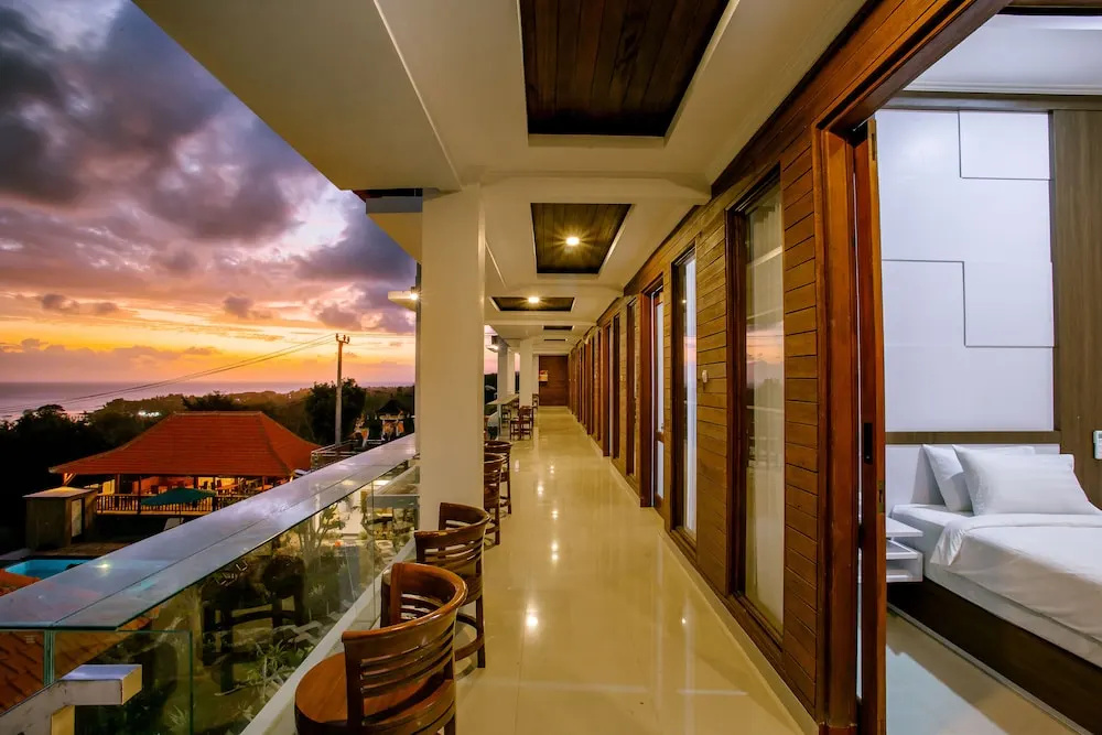 Balcony & Terrace