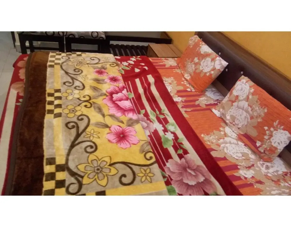 Economy room