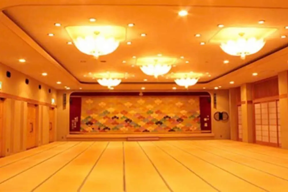 Lobby & Reception