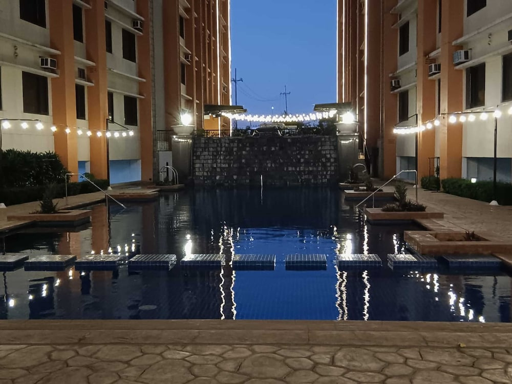 Paseo Verde Condominium — фото 1