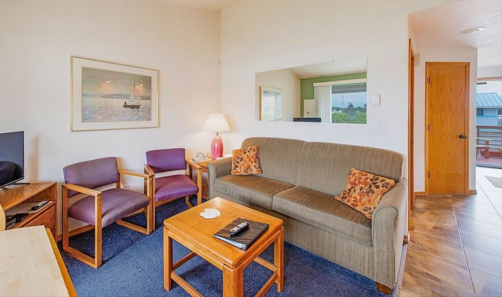 Windjammer Condos — 5