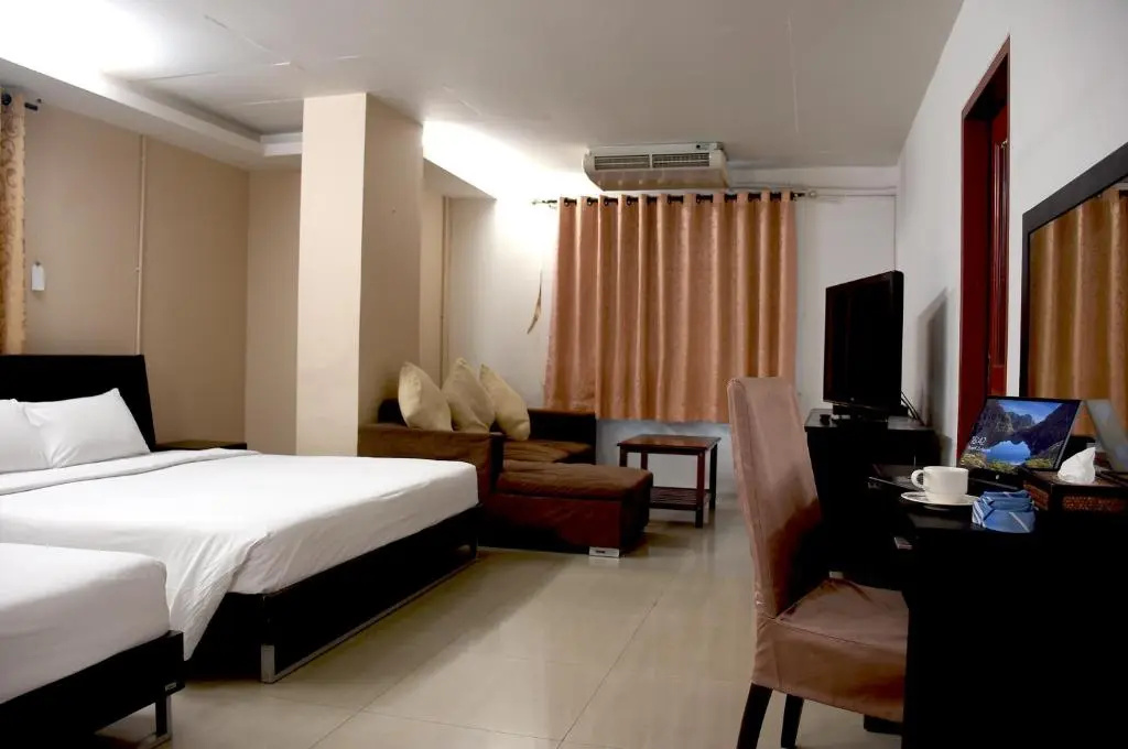 Centric Place Hotel - Chambres