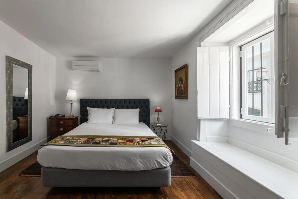 Standard Double room (full double bed)