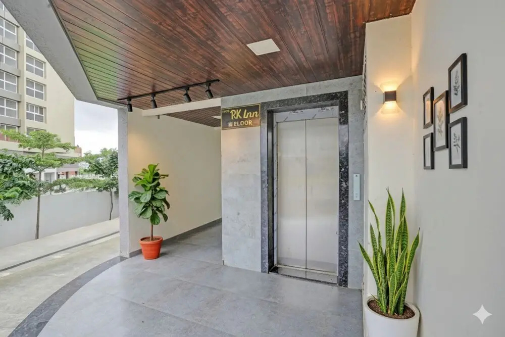 Fabhotel Rk Inn