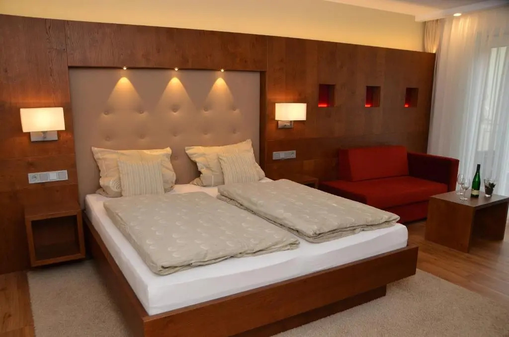 Standard Double room with balcony full double bed