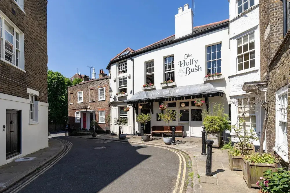 West Heath Road by Onefinestay