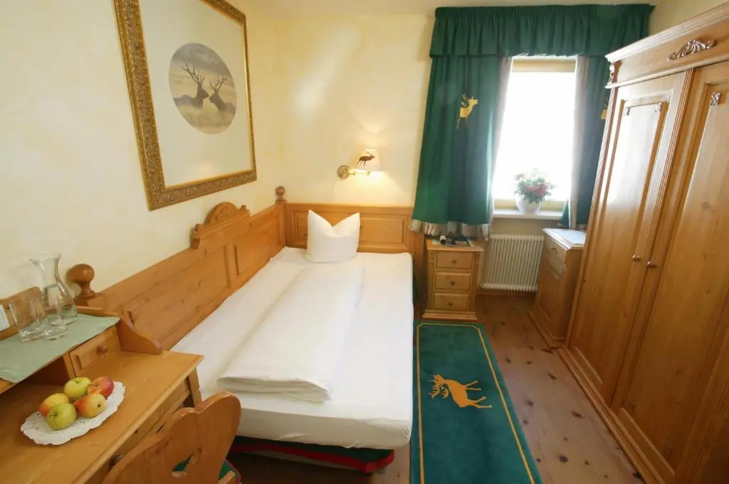 Hotel Gasthof Adler - Chambres