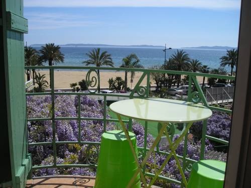 Balcony & Terrace