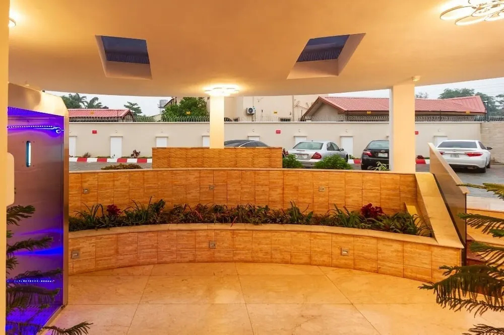 Hotel photo 12