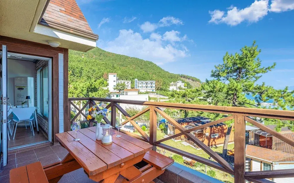 Yeosu Sky Bora Pension