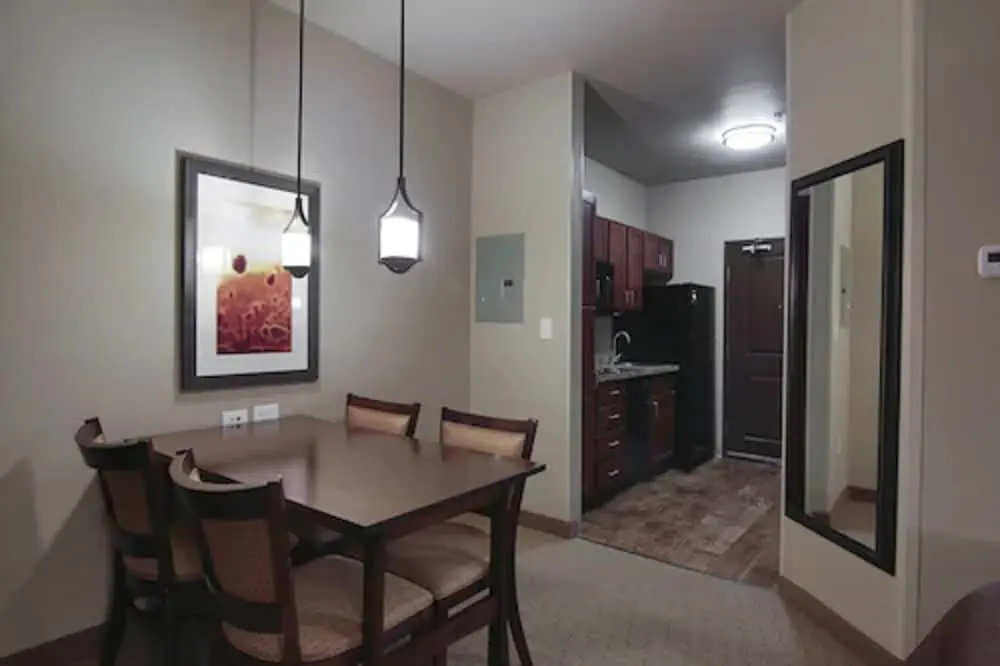Teddy's Residential Suites New Town - Chambres