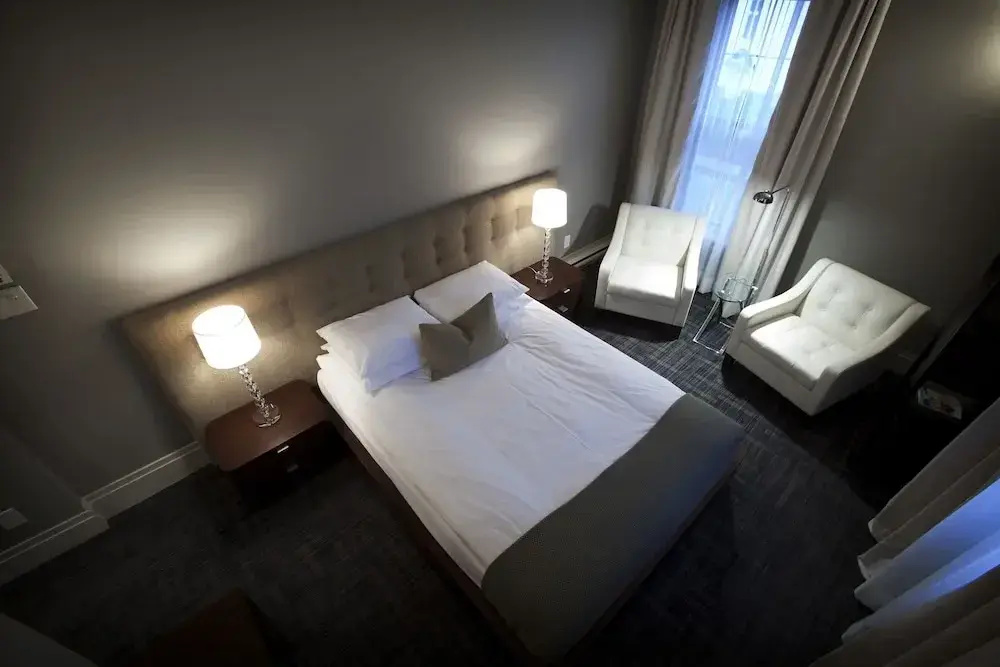 Le Pleasant Hôtel & Café - Chambres
