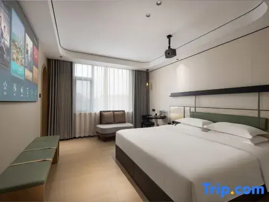 Luxury Double room (full double bed)