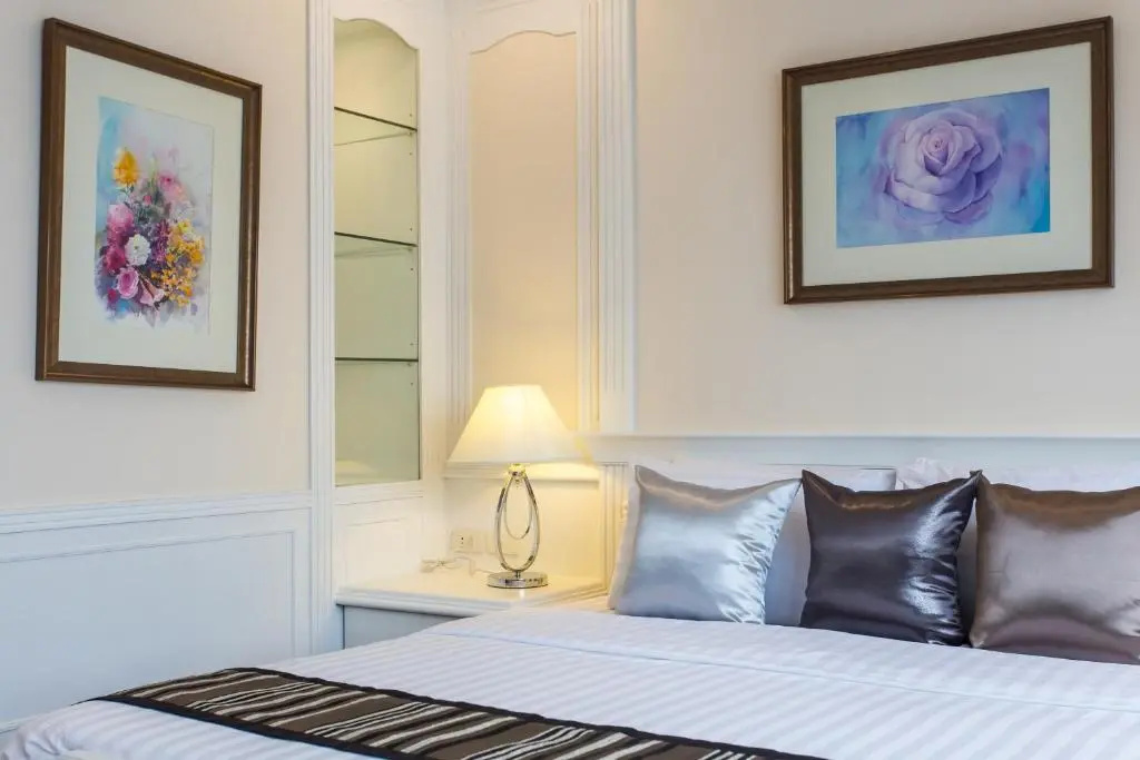Deluxe Double room (full double bed)