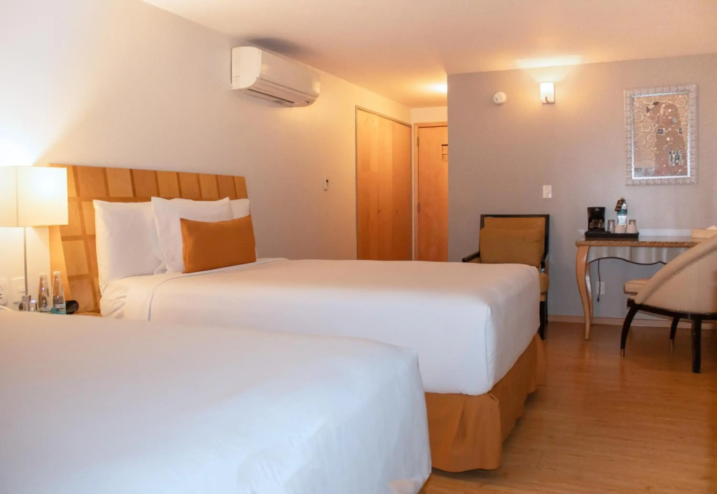 Hotel photo 5