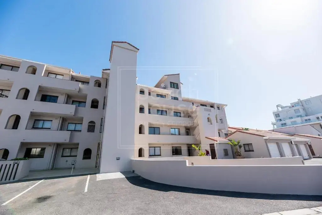 Panoramic Ocean View 2 bedroom in Blouberg, Cape Town