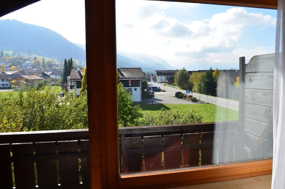 1 Bedroom Comfort Double room with mountain view (full double bed)