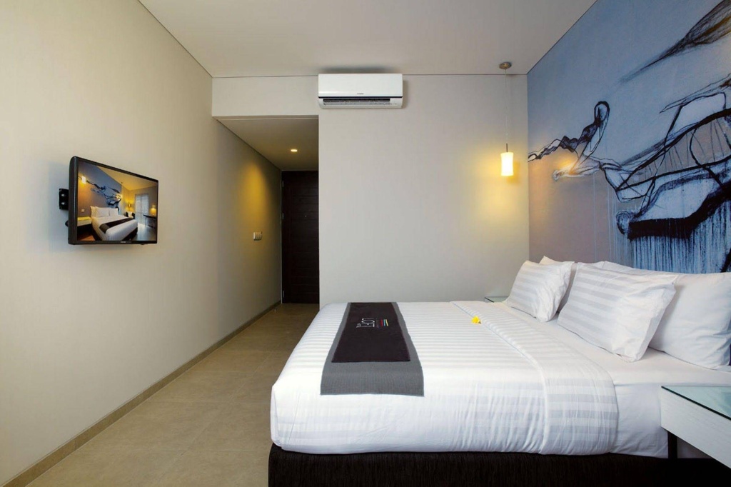 Отель Loft Legian Hotel в Куте