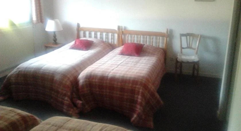 Voir la photo 2 — Hotel Auberge Camelia
