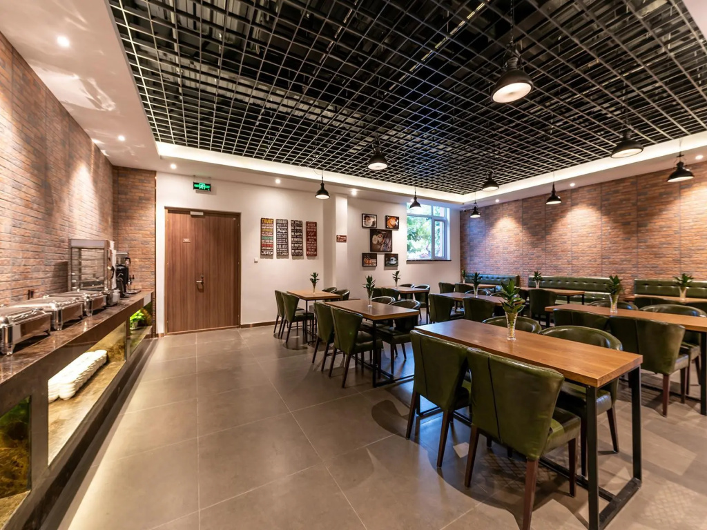 Food & Beverage