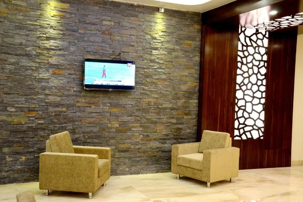 Hotel Gulmohar Pride - Général