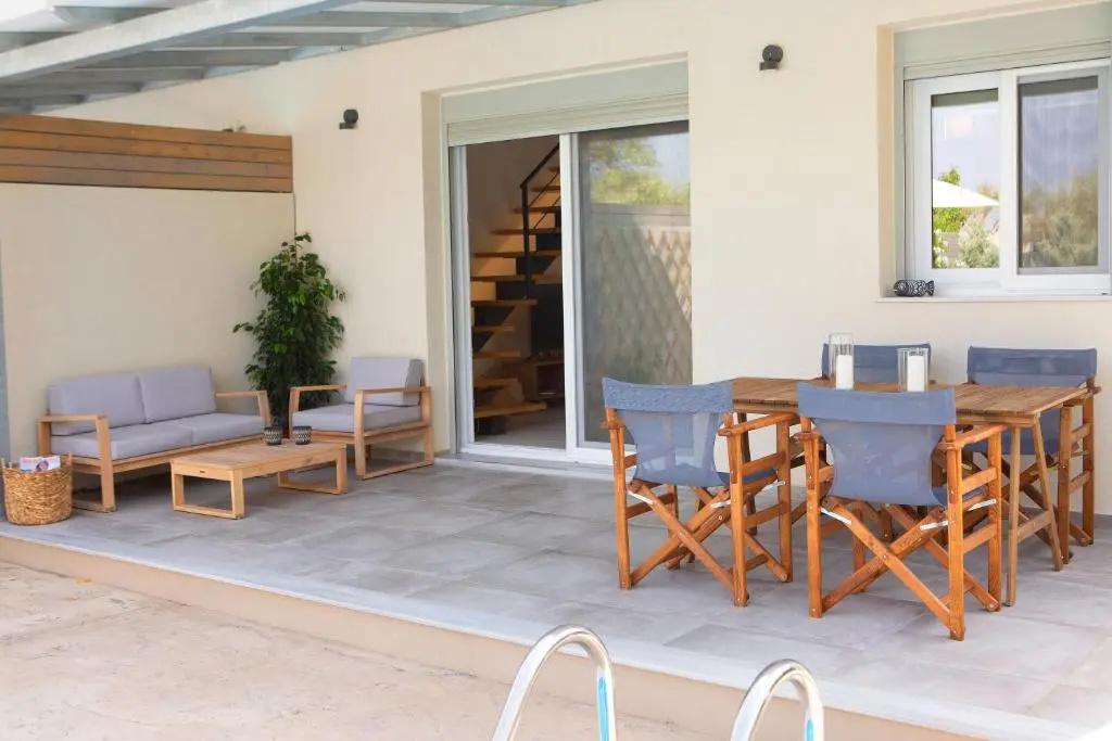 Grappolo Lefkada Villas - Athiri, 5 min from wonderful Ai Giannis beach & Lefkada town