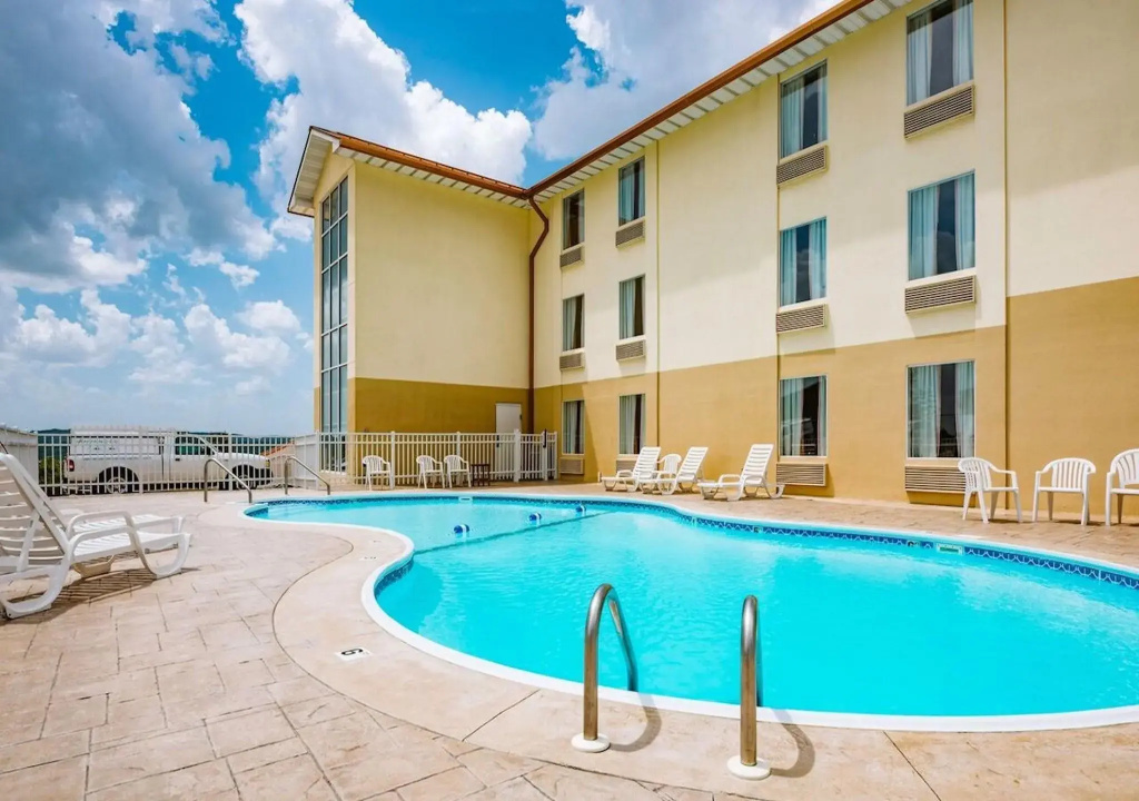 Hotel photo 11