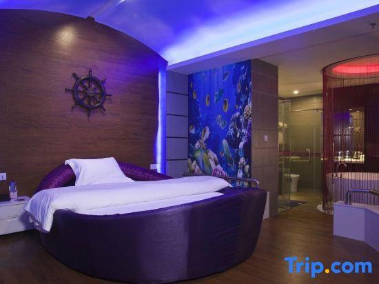 Номер Standard в Yiyue Express Hotel