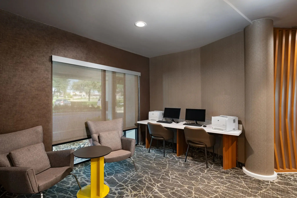 SpringHill Suites by Marriott DFW Airport East/Las Colinas — фото