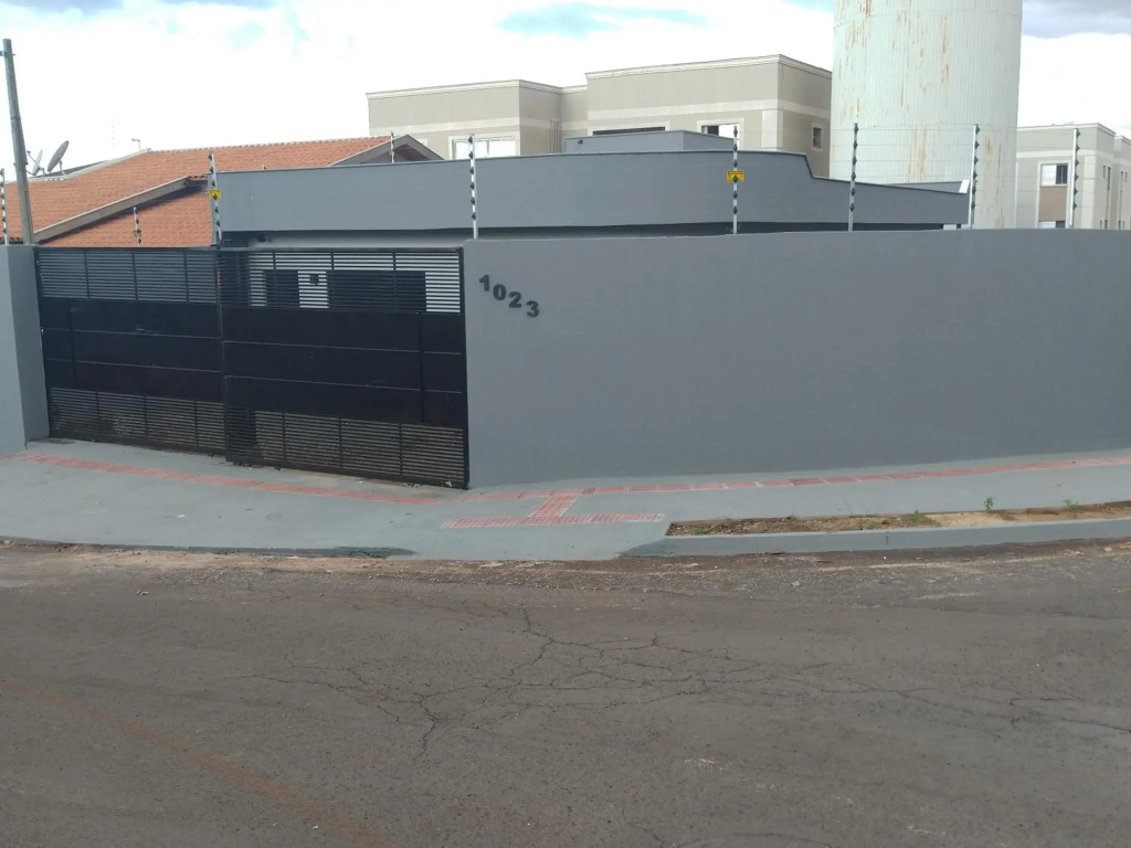 Kitnets bem localizada, próx ao centro!