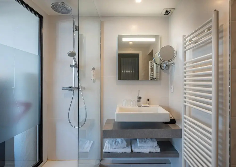 Standard Double room with balcony and with sea view (full double bed)