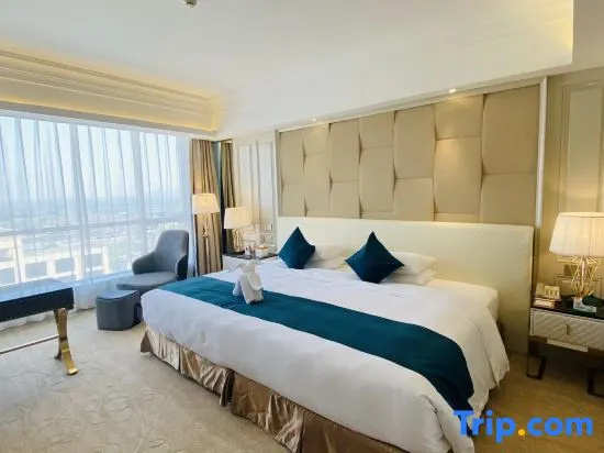 Executive Double room (full double bed)
