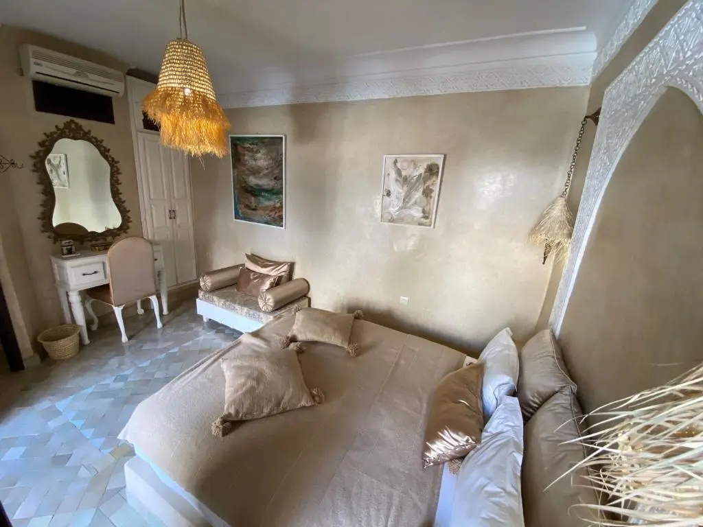 Superior Double room (full double bed)