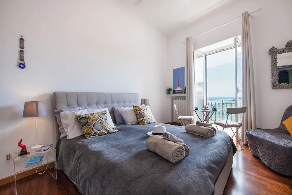 Triple room with balcony