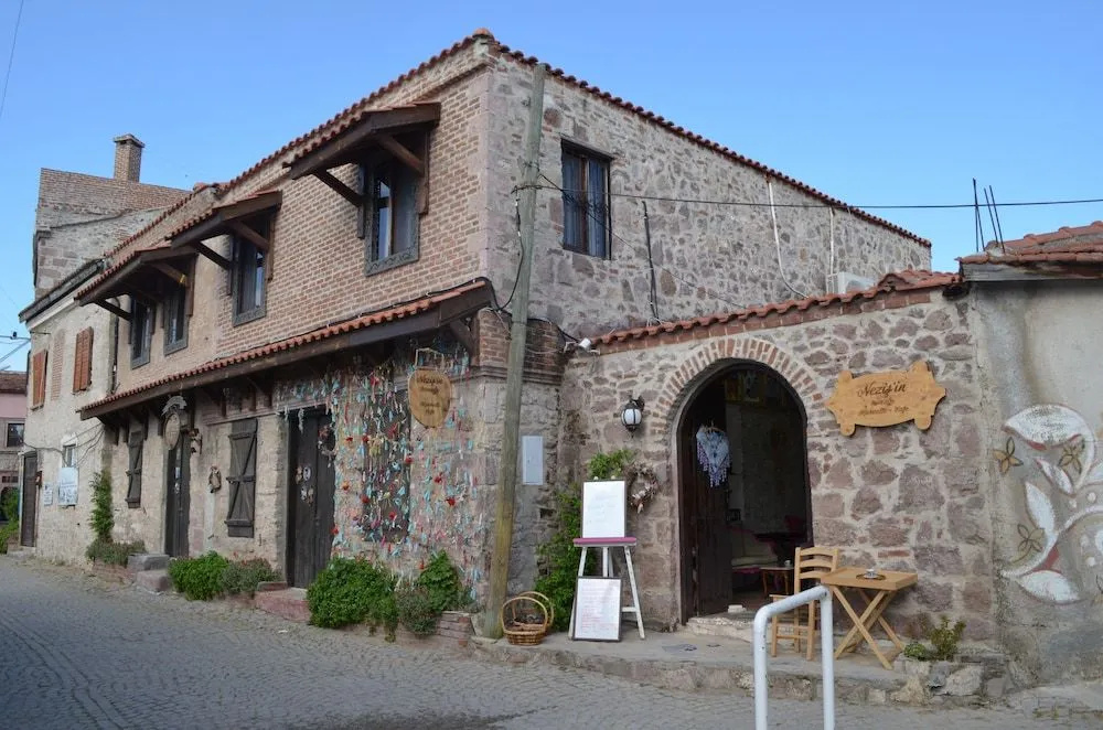 Nezisin Konagi Hotel