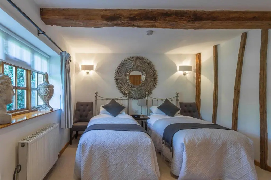 Standard Double room (twin beds)