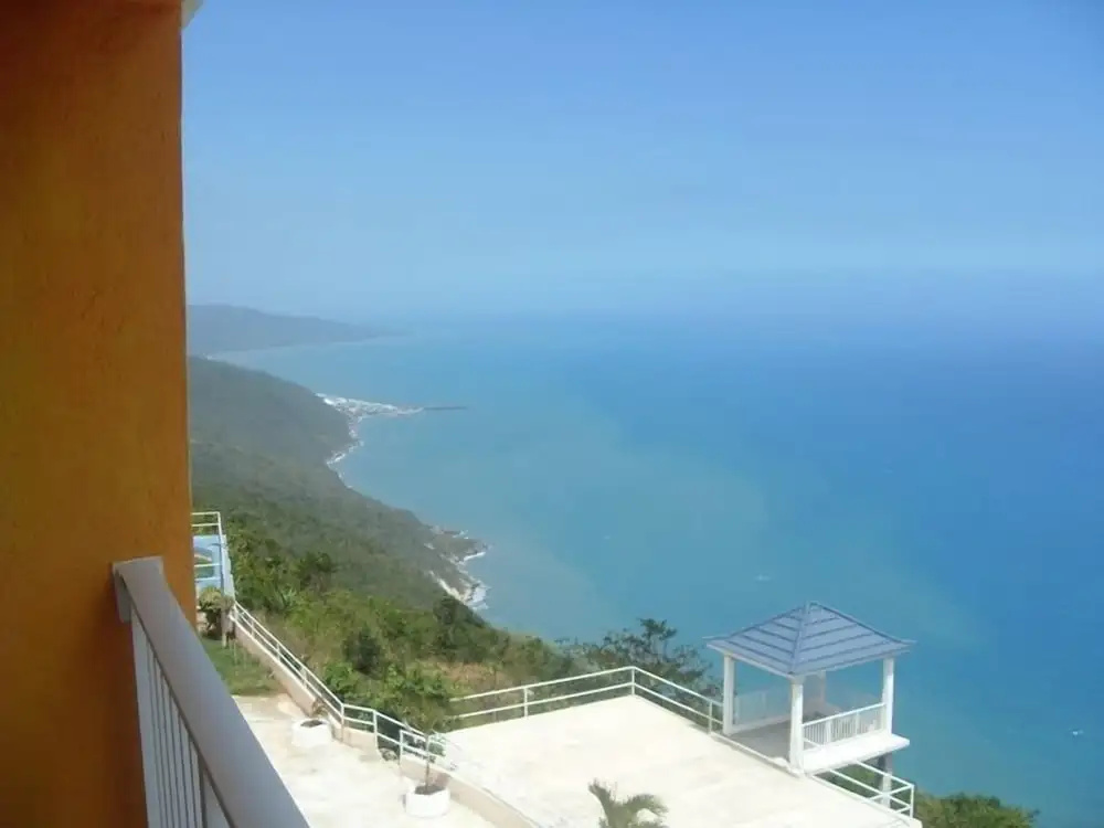 Ocean Breeze Hotel - Chambres