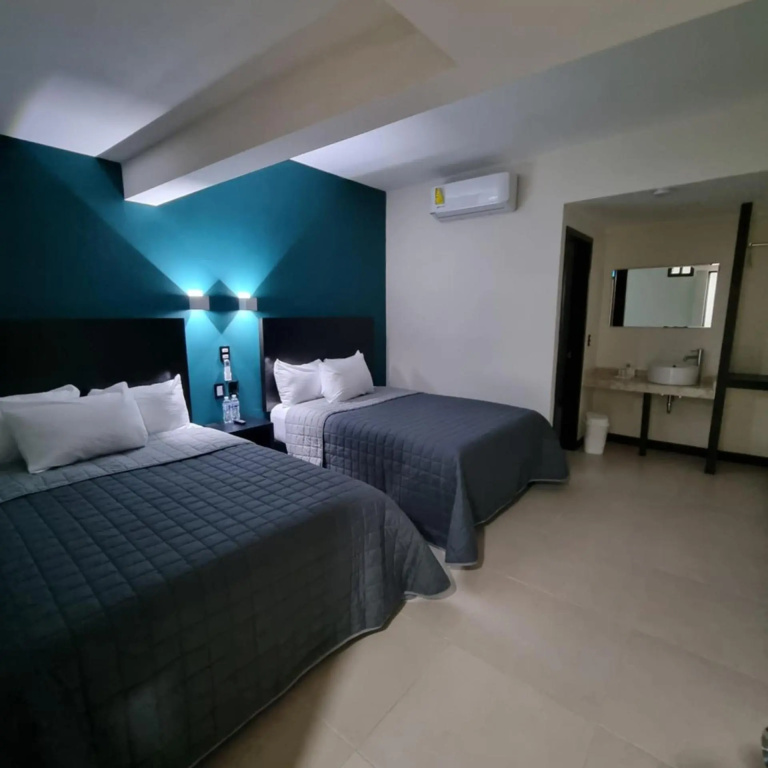 EMS Hoteles Centro Histórico — 3
