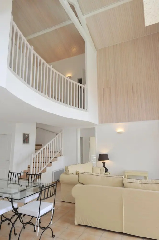 Afficher la photo 8 — ESTIVEL - Les Villas Royal Green