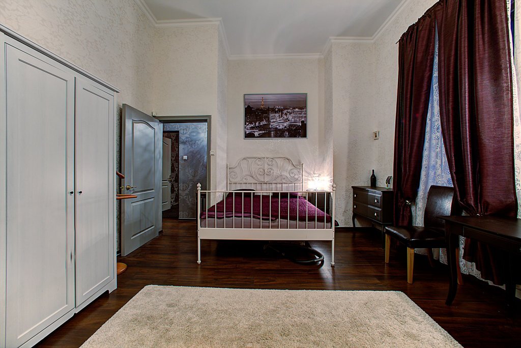 большая конюшенная 10 санкт-петербург. большая конюшенная 4 санкт петербург. большая конюшенная 4 санкт петербург. невский гранд отель 3*. большая конюшенная 4 санкт петербург.