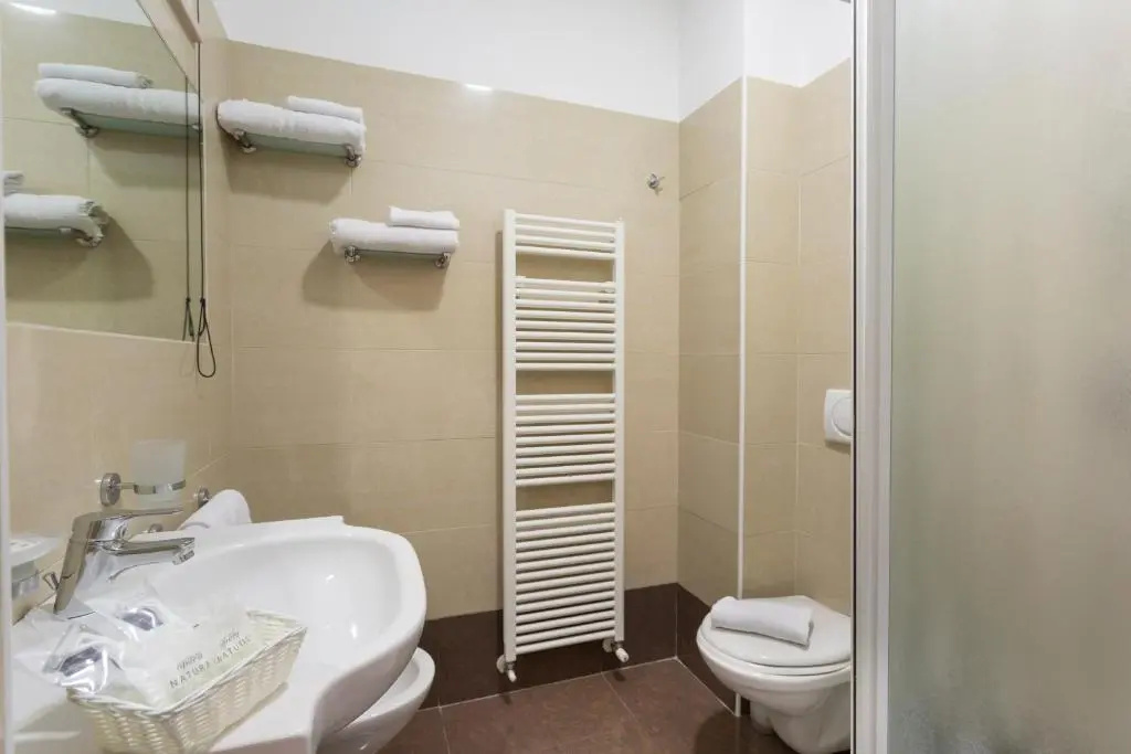 Triple room