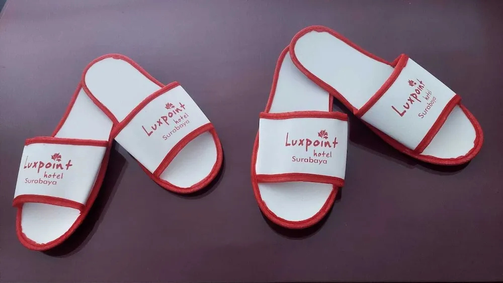 Luxpoint Hotel Surabaya - Chambres