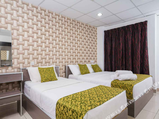 Lacomme Inn