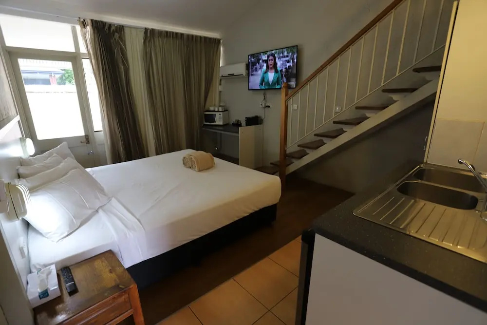 Deluxe Double Studio full double bed