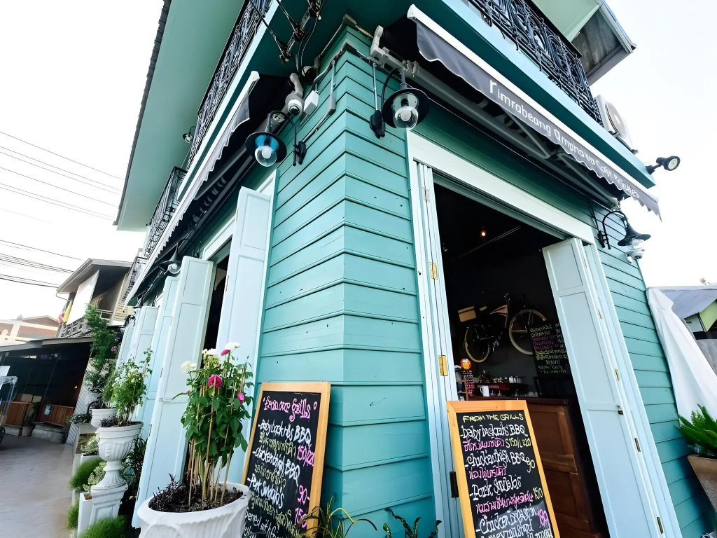 Rimrabeang Amphawa Cafe and Suite