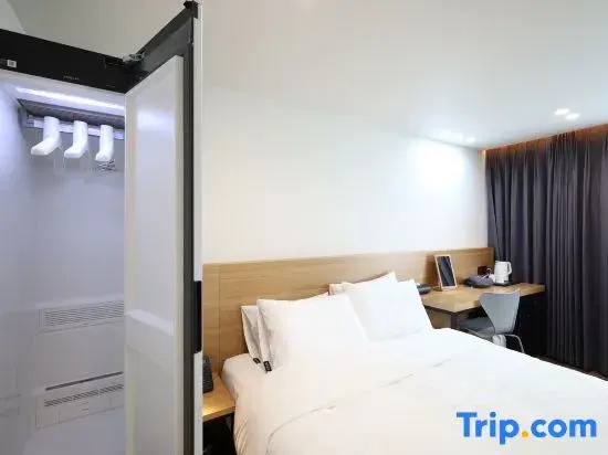 Premium room