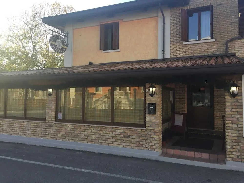 Hotel Ristorante La Stazione