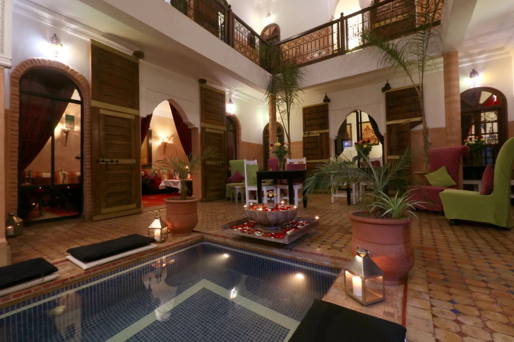 Hotel photo 12