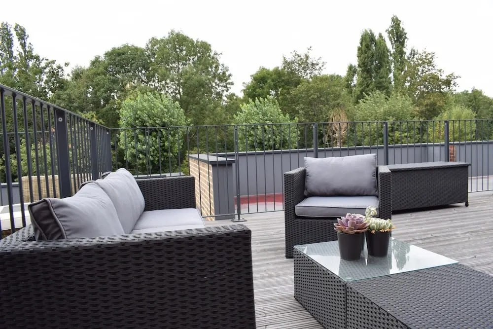 1 Bedroom Mezzanine Apartment In Stoke Newington